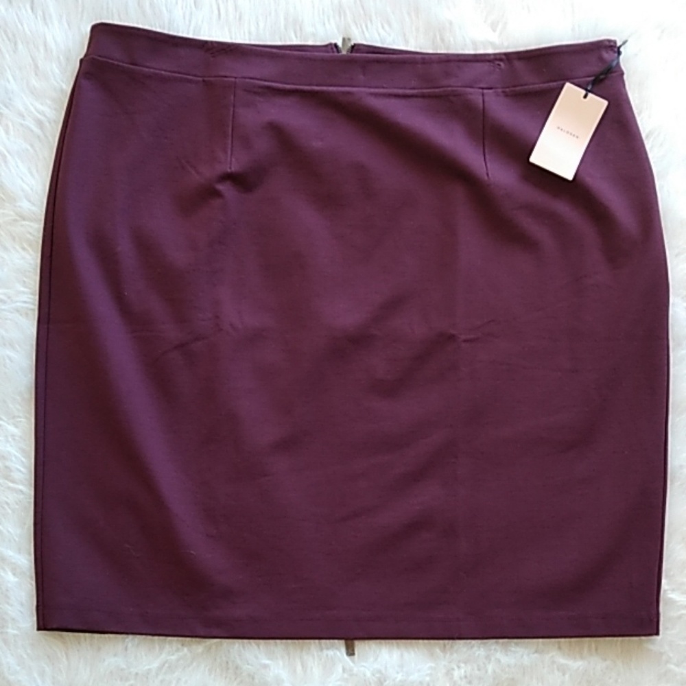 NWT Halogen burgundy zipper pencil skirt size 22